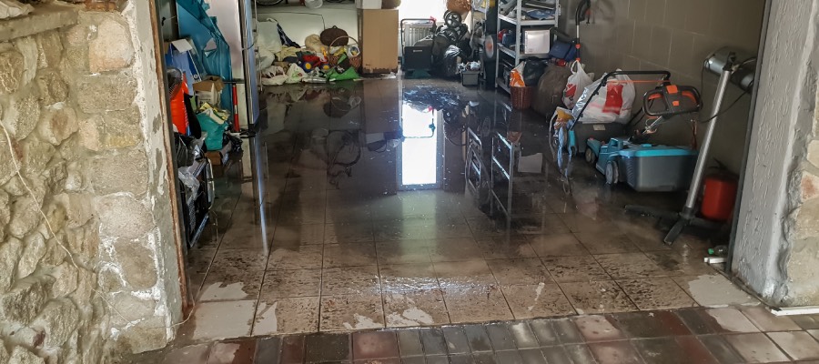 garage water damage