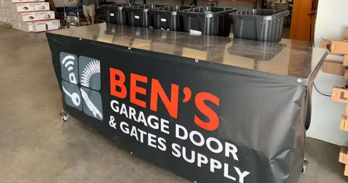professional garage door repairmen Los Angeles